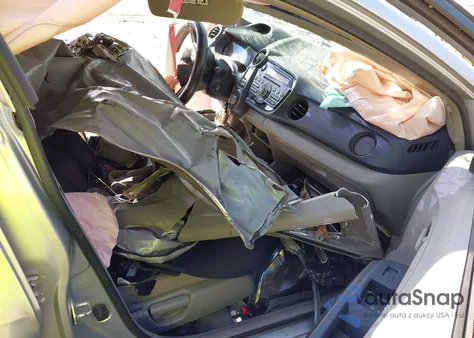 2010 Honda Insight Lx из США, поврежденный, VIN JHMZE2H55AS022164